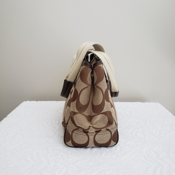 Coach Daisy C Purse - Picture 2 of 5